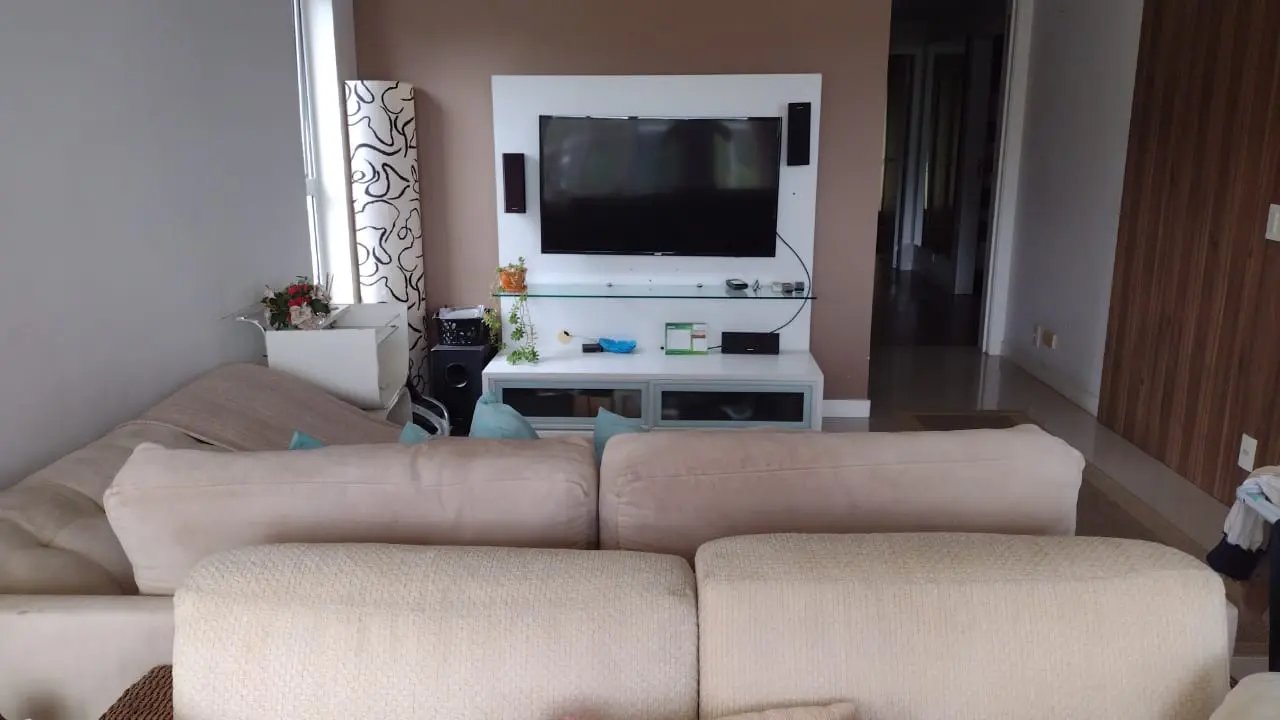 b1746b23-01fd-41d3-a70a-50ea5a3c1f6b