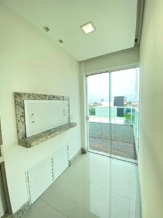 Malibu 502 3 (8).jpeg