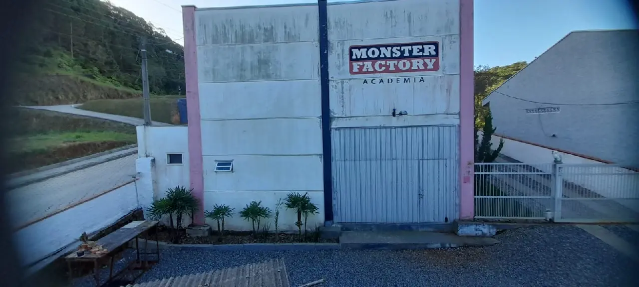 01.jpg
