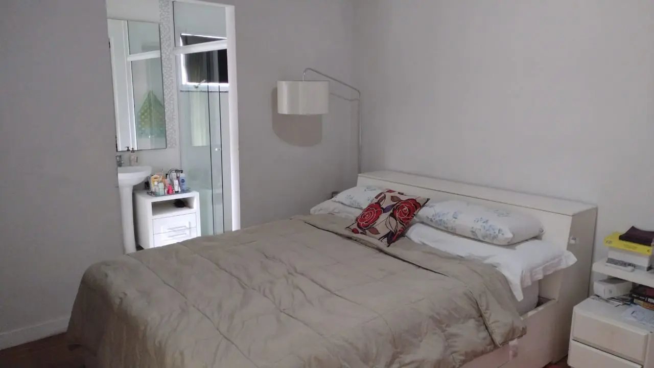 4c9936d0-8662-4533-ac5a-cac54b19aa45